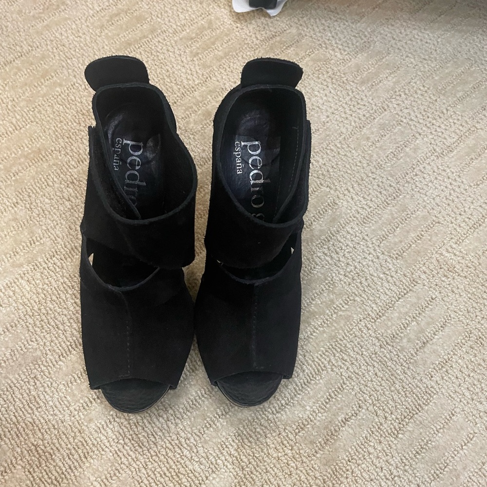Pedro Garcia Black Heels Elegant Design